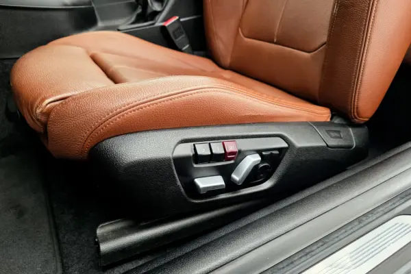 BMW M240i xDrive Auto 11