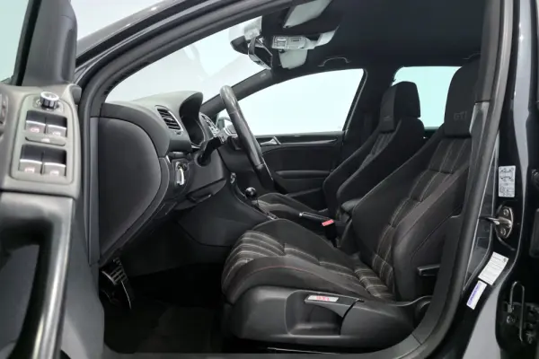 Volkswagen Golf 2.0 TSi GTI DSG 8