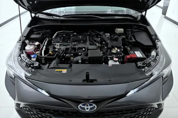 Toyota Corolla 1.8 Hybrid Comfort Plus 36