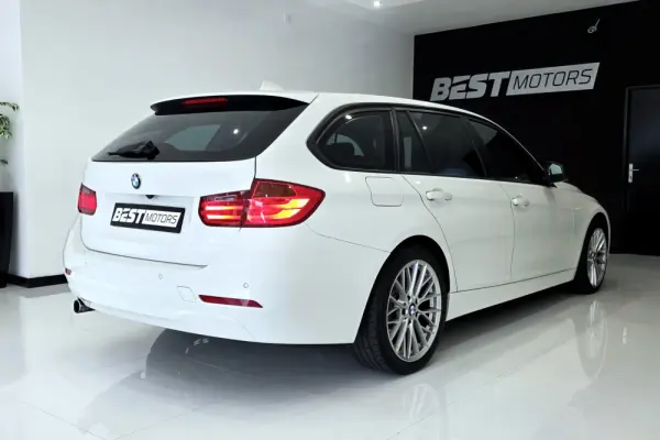 BMW 318 d Touring 5