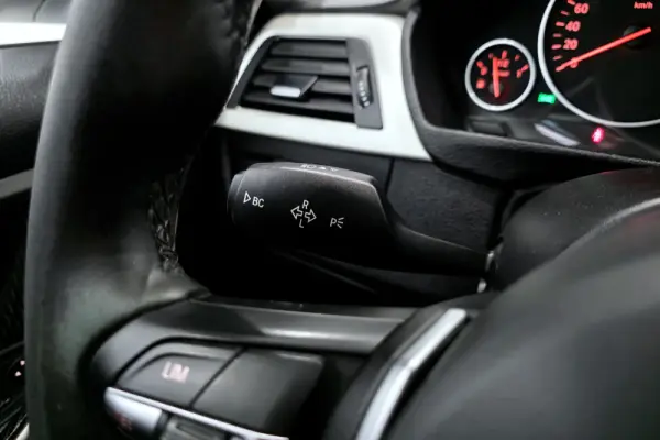 BMW 318 d Touring 17