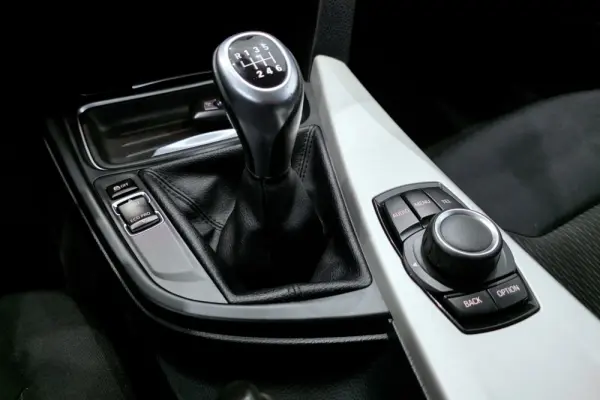 BMW 318 d Touring 22