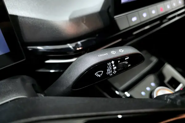 MG MG4 64 kWh Comfort 16