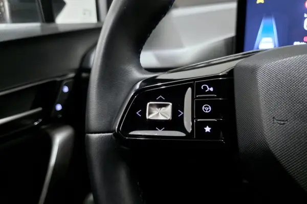 MG MG4 64 kWh Comfort 17