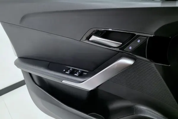 MG MG4 64 kWh Comfort 20