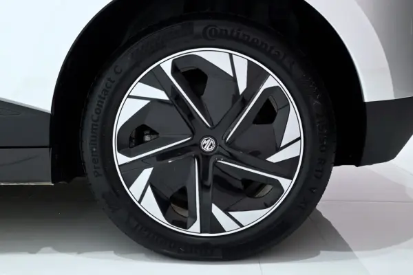 MG MG4 64 kWh Comfort 26