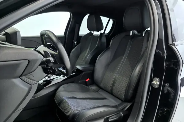 Peugeot 208 1.2 PureTech GT Line EAT8 9