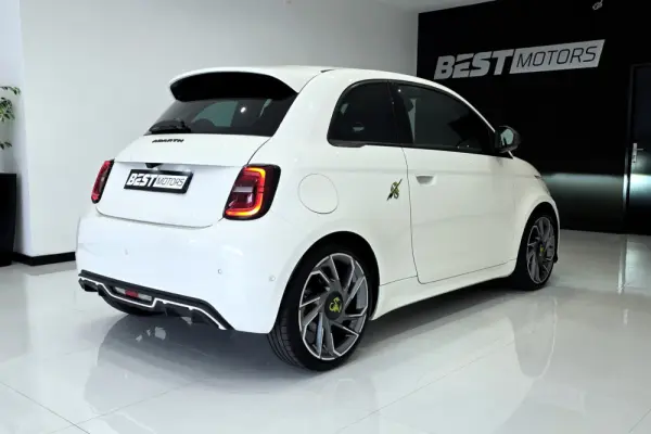 Abarth 500e C Scorpionissima 5