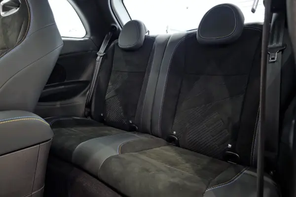 Abarth 500e C Scorpionissima 10