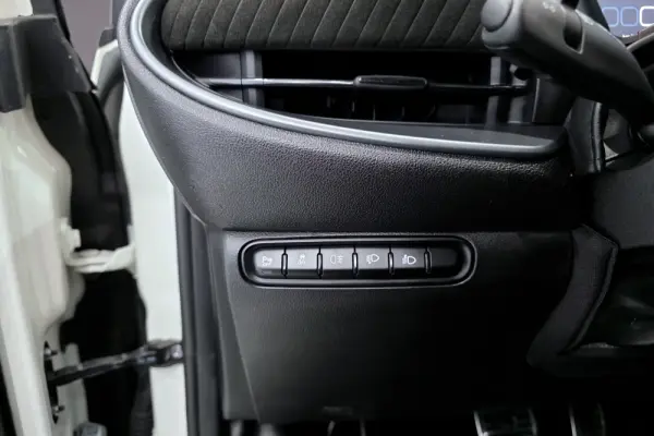 Abarth 500e C Scorpionissima 19