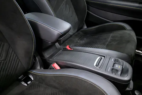 Abarth 500e C Scorpionissima 26