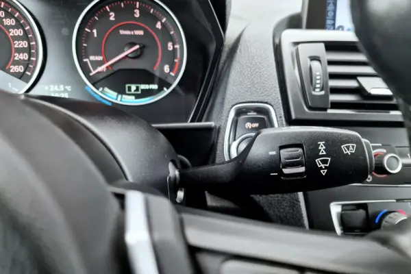 BMW 120 d Pack M Auto 17