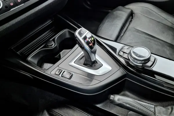 BMW 120 d Pack M Auto 21