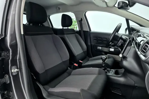 Citroën C3 1.2 PureTech Shine 11