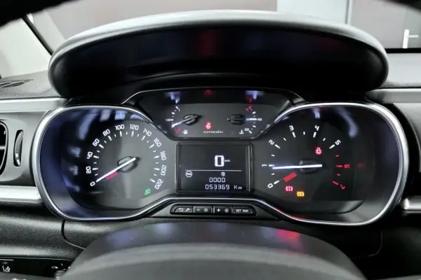 Citroën C3 1.2 PureTech Shine 17