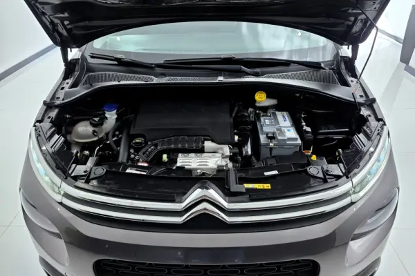 Citroën C3 1.2 PureTech Shine 27