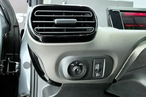 Citroën C4 Cactus Pure Tech 110 Stop&Start Shine Edition 15