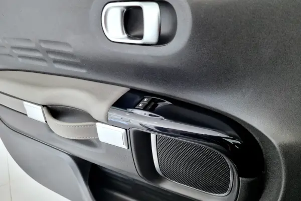 Citroën C4 Cactus 1.2 PureTech Origins 15