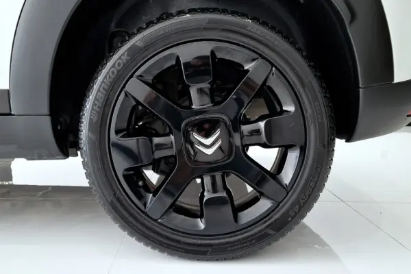 Citroën C4 Cactus 1.2 PureTech Origins 23