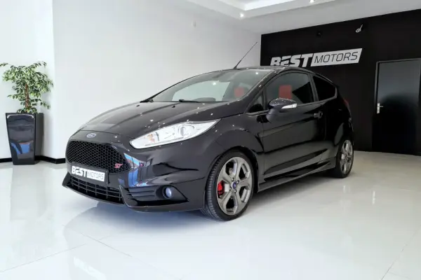 Ford Fiesta 1.6 T ST 4