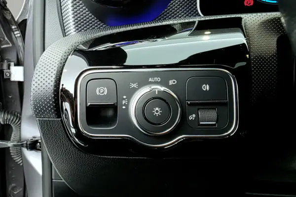 Mercedes-Benz A 180 d 7G-DCT Progressive 19