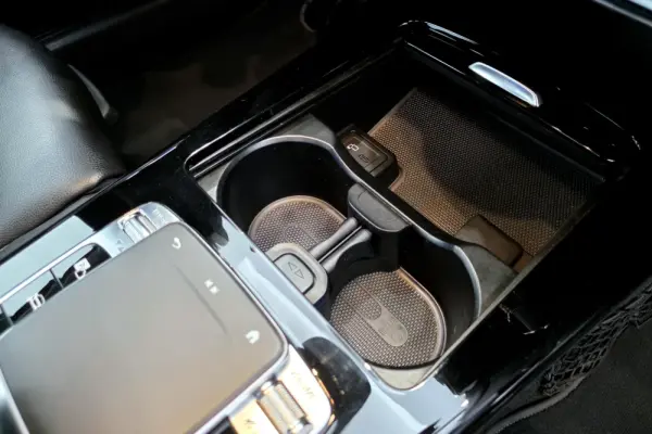 Mercedes-Benz A 180 d 7G-DCT Progressive 24