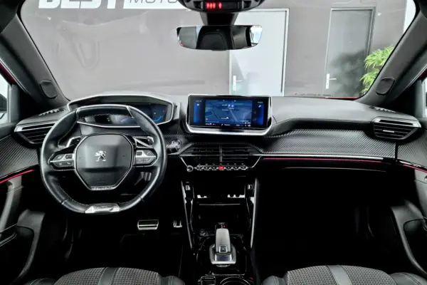 Peugeot 2008 1.2 PureTech GT Line EAT8 7