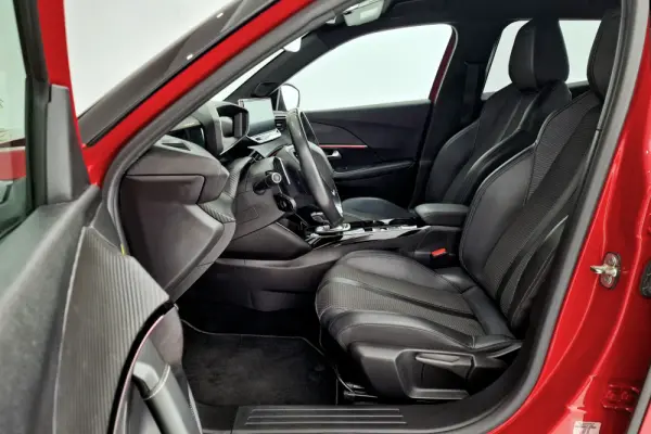 Peugeot 2008 1.2 PureTech GT Line EAT8 8