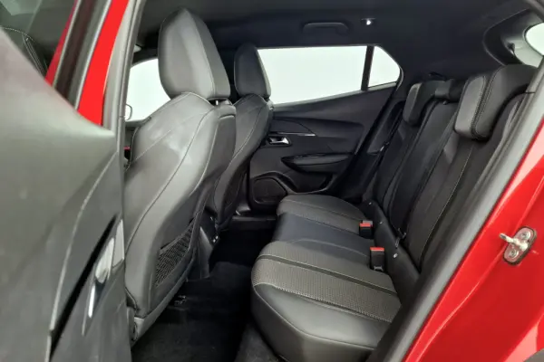 Peugeot 2008 1.2 PureTech GT Line EAT8 9