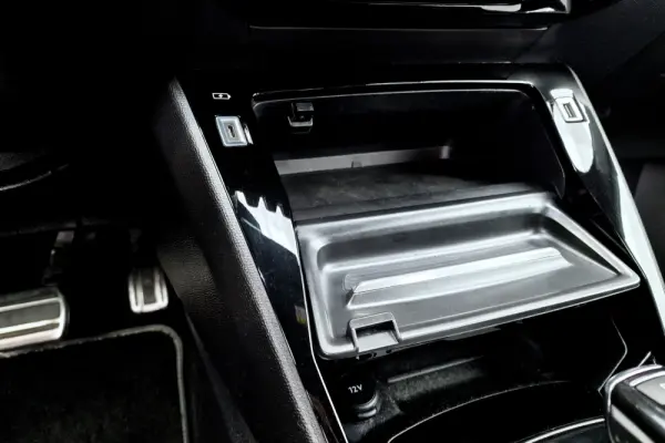 Peugeot 2008 1.2 PureTech GT Line EAT8 19