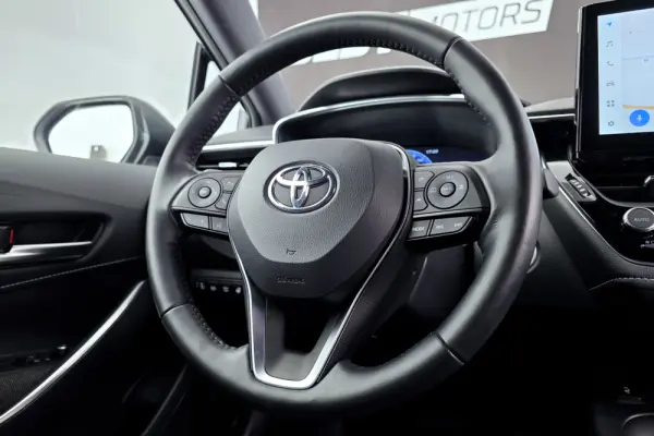 Toyota Corolla 1.8 Hybrid Comfort Plus 14