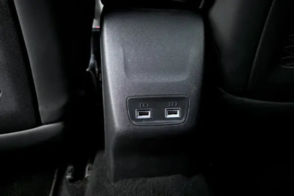 Peugeot 2008 1.5 BlueHDi GT Line EAT8 12