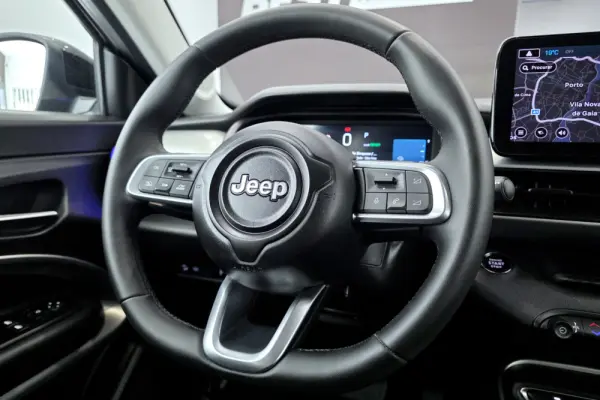 Jeep Avenger 54 kWh Summit Plus 18