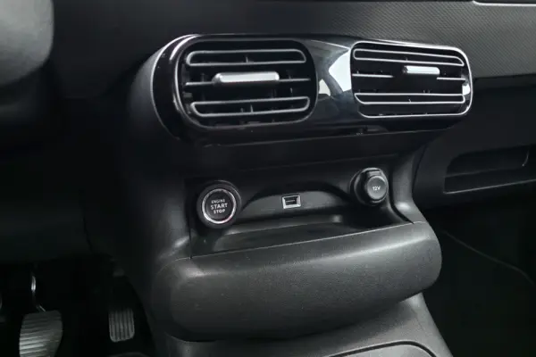 Citroen C4 Cactus 1.2 PureTech Shine Pack 19
