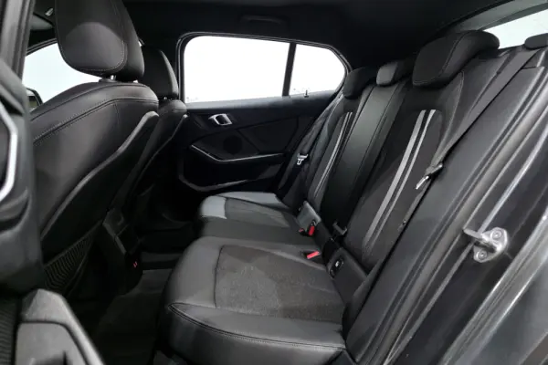 BMW 118 d Line Sport Auto 11