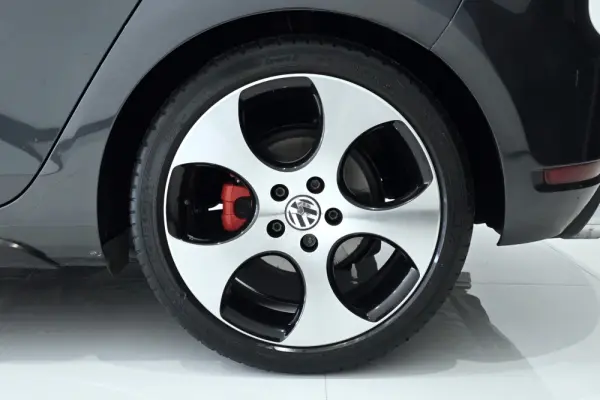 Volkswagen Golf 2.0 TSi GTI DSG 29