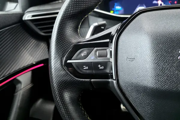 Peugeot 2008 1.5 BlueHDi GT Line EAT8 19