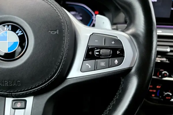 BMW 530 e Pack Desportivo M 29
