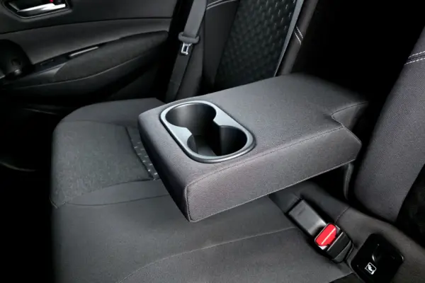 Toyota Corolla 1.8 Hybrid Comfort Plus 10