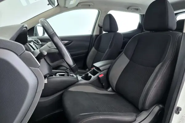 Nissan Qashqai 1.7 dCi N-Connecta 8