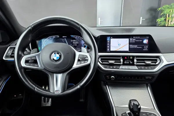 BMW 320 e Pack M Auto 22