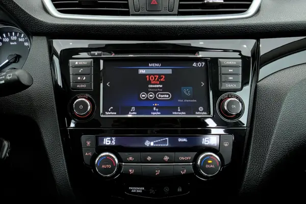 Nissan Qashqai 1.7 dCi N-Connecta 20