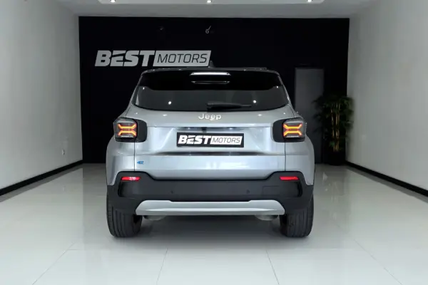 Jeep Avenger 54 kWh Summit Plus 6