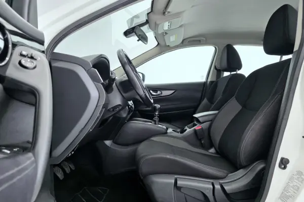 Nissan Qashqai 1.7 dCi N-Connecta 9