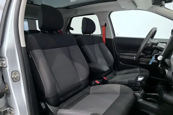 Citroën C4 Cactus Pure Tech 110 Stop&Start EAT6 Shine 14