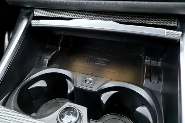 BMW 320 e Pack M Auto 33