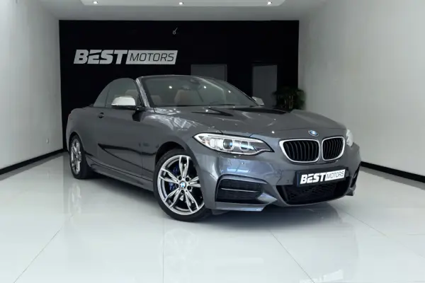 BMW M240i xDrive Auto 3
