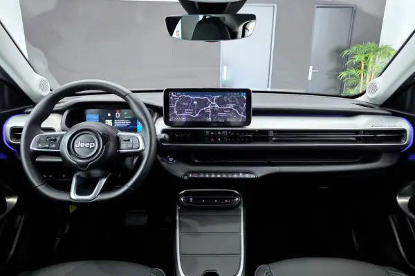 Jeep Avenger 54 kWh Summit Plus 7