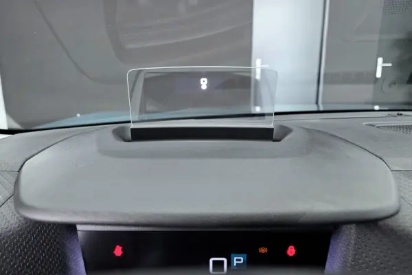 Citroën C4 PureTech 130 Stop&Start EAT8 PLUS 19