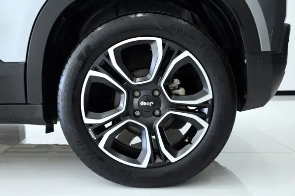 Jeep Avenger 54 kWh Summit Plus 34